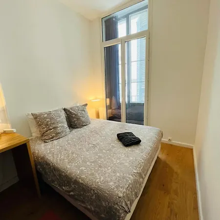 Beaux T2 Et T3 Climatises Dans Le Triangle D'or Apartment