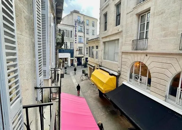 Apartment Beaux T2 Et T3 Climatises Dans Le Triangle D'or *