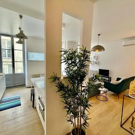 アパート Beaux T2 Et T3 Climatises Dans Le Triangle D'or